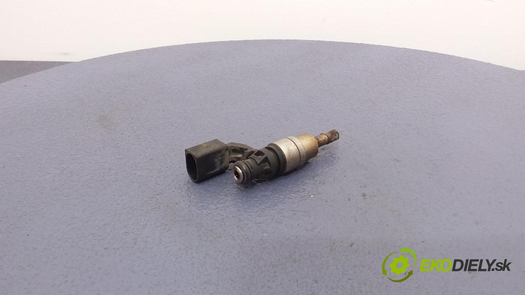 Volkswagen Golf 2002 vstrek 0261500005