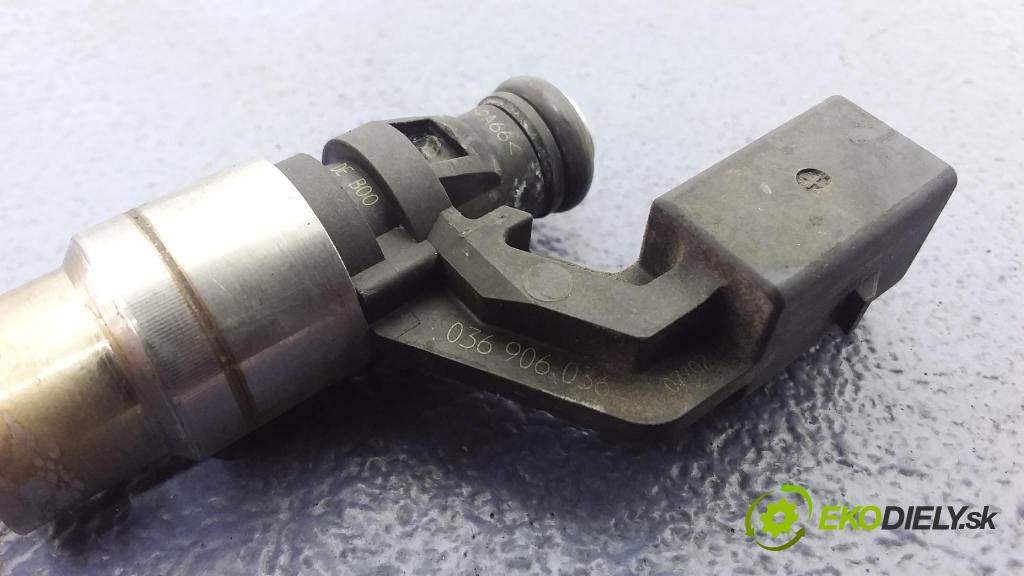 Volkswagen Golf 2002 vstrek 0261500005