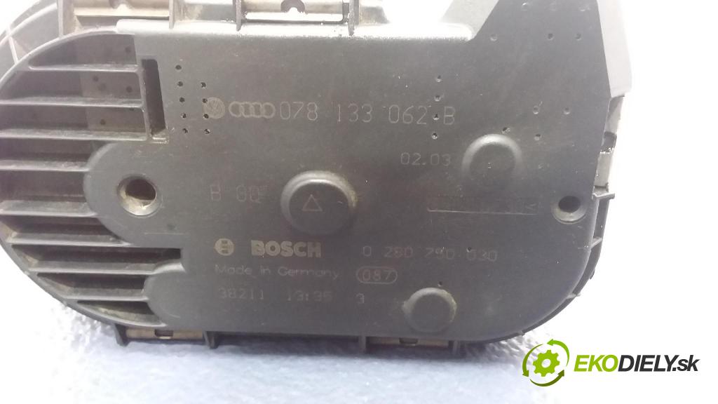 Audi A6 2002 klapka 078133062B