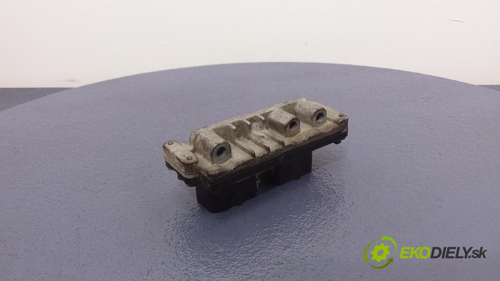 Fiat Punto 2005 riadiaca jednotka Motor: 55192305