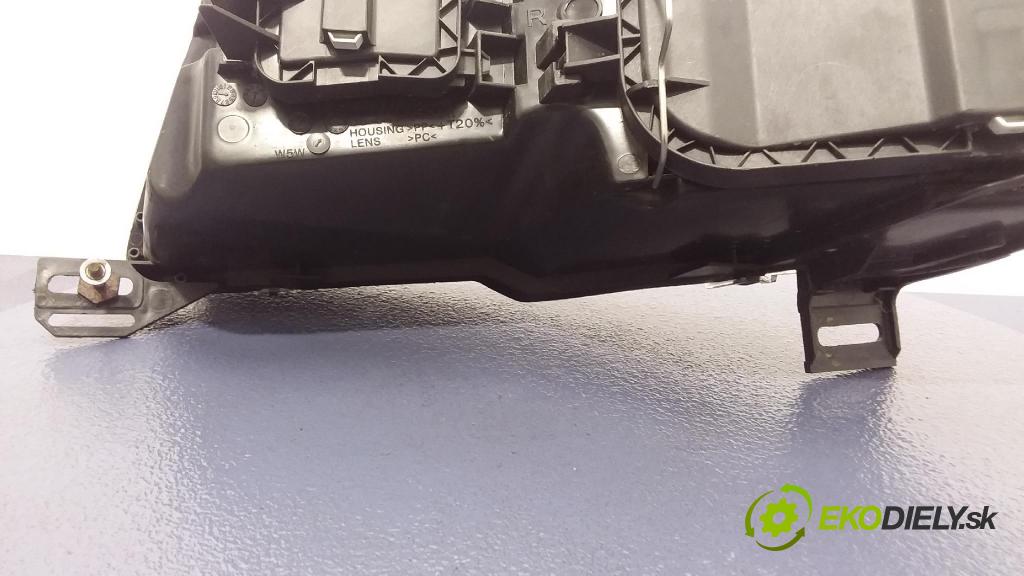 Fiat Stilo 2002 Reflektor: v pravo: 661-1133R