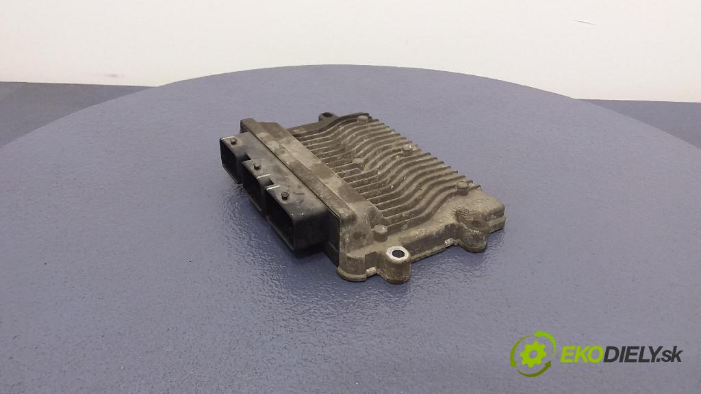 Peugeot 206 2006 riadiaca jednotka Motor: 9661960880