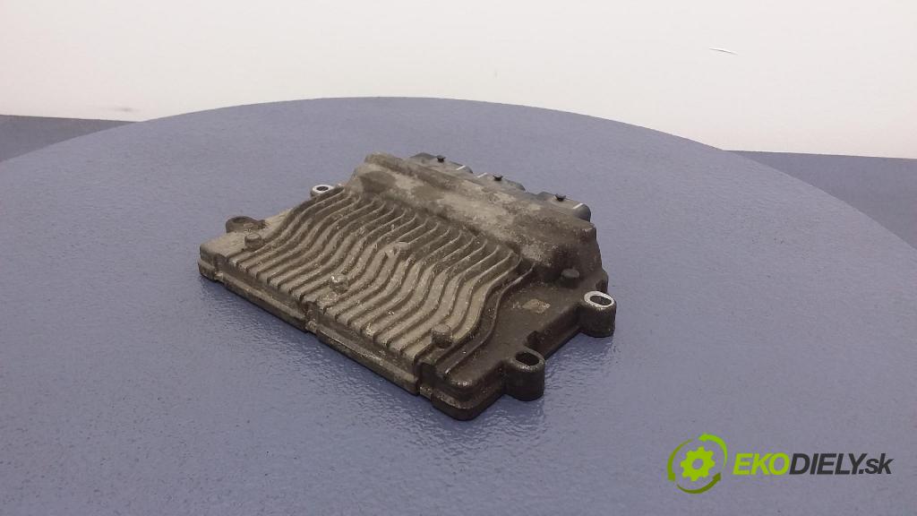 Peugeot 206 2006 riadiaca jednotka Motor: 9661960880