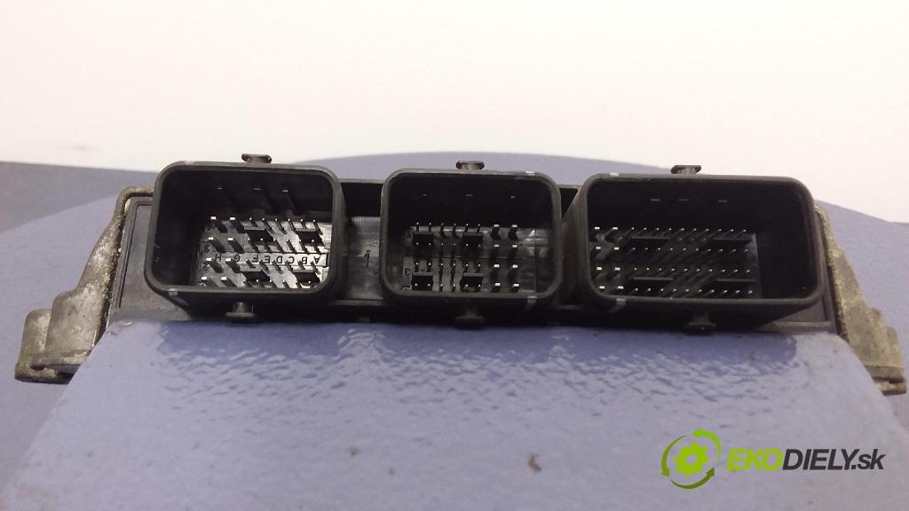 Peugeot 206 2006 riadiaca jednotka Motor: 9661960880