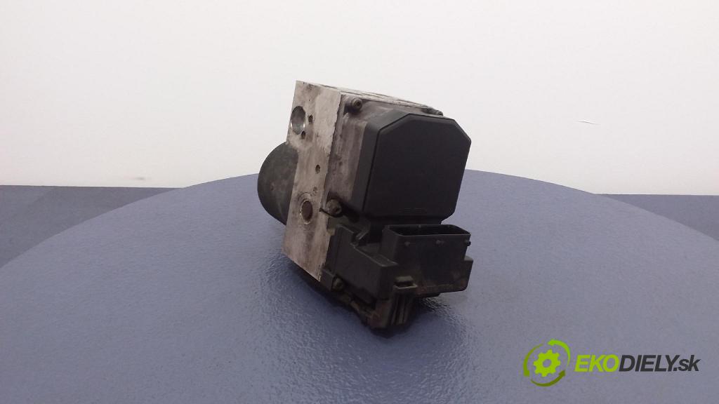 Volkswagen Passat 1.9 tdi 2001 čerpadlo ABS x 3B0614111HL