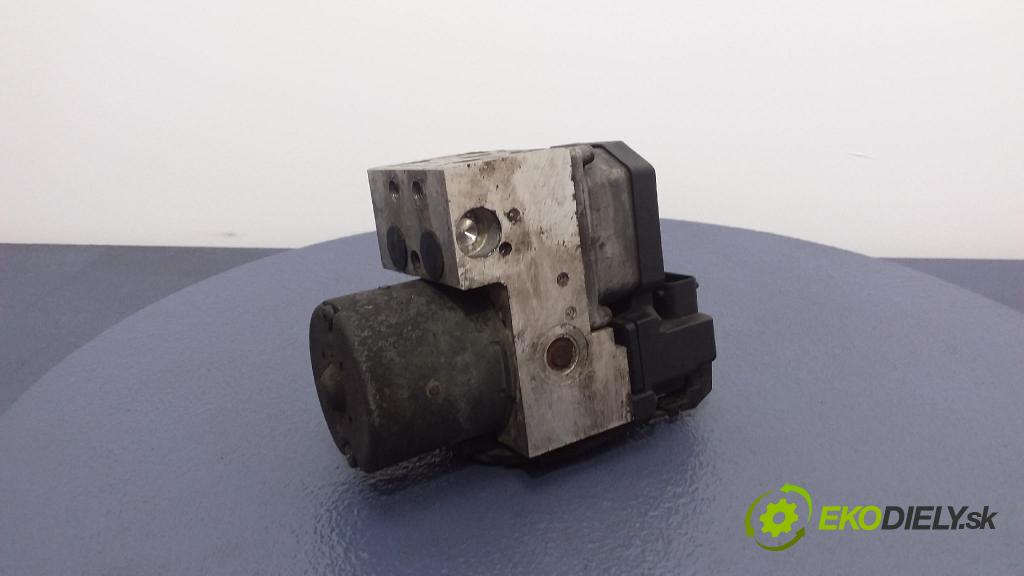 Volkswagen Passat 1.9 tdi 2001 čerpadlo ABS x 3B0614111HL