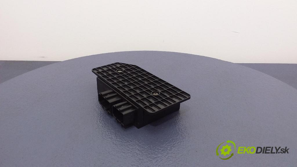 Volkswagen Passat 1.9 tdi 2001 riadiaca jednotka Komfortu 1C0959799B