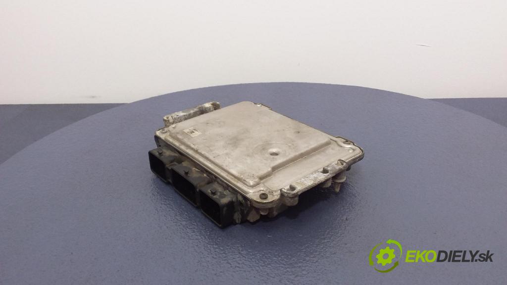 Ford Focus 2006 riadiaca jednotka Motor: 7M51-12A650-UB