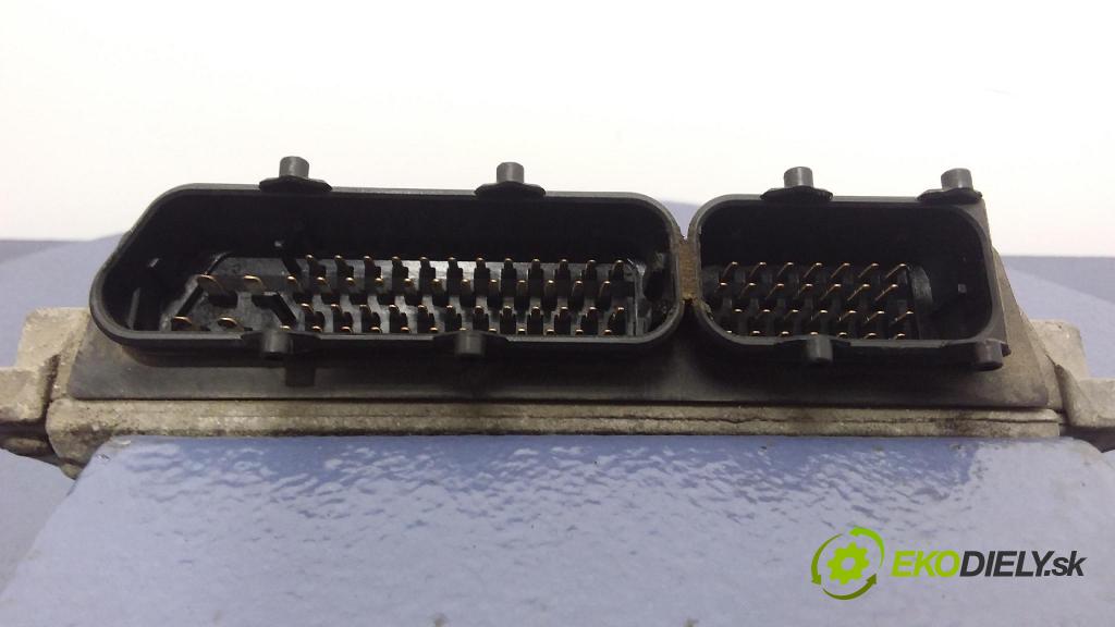 Volkswagen Golf 1998 riadiaca jednotka Motor: 038906018AN