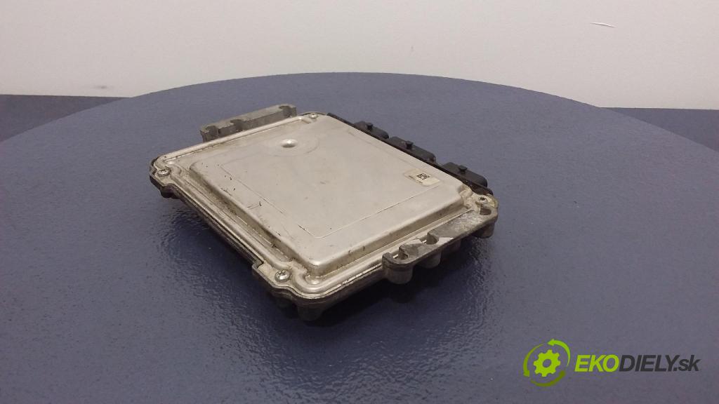 Ford C-max 2008 riadiaca jednotka Motor: 8M51-12A650-LC