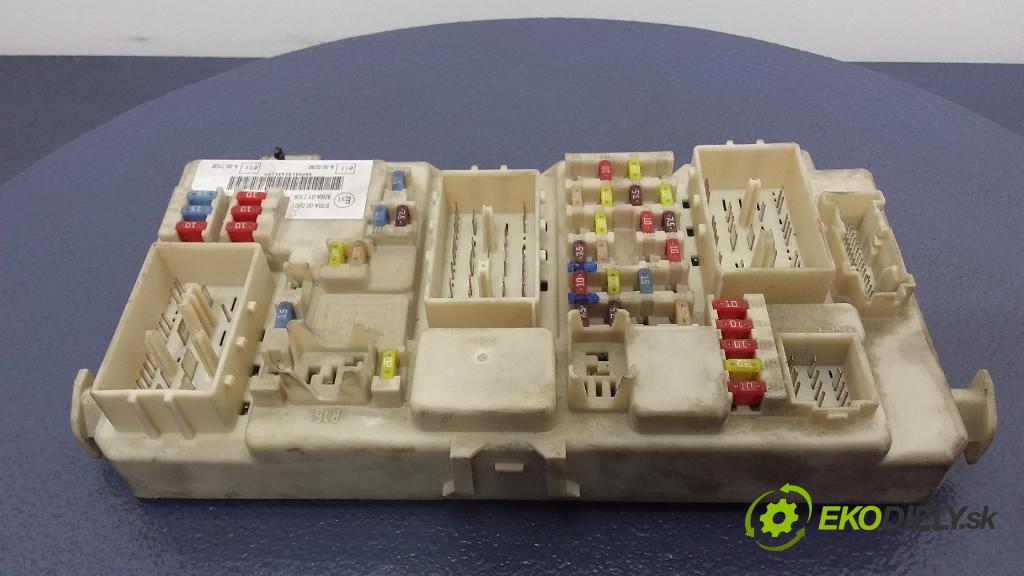 Ford C-max 2008 skrinka Poistky: 7M5T-14A073-DB