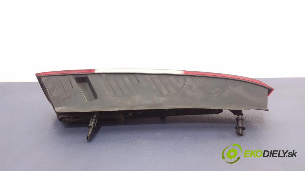 Ford C-max 2008 svetlo / reflektor zad ľavá Vonkajsia: 2SK009504