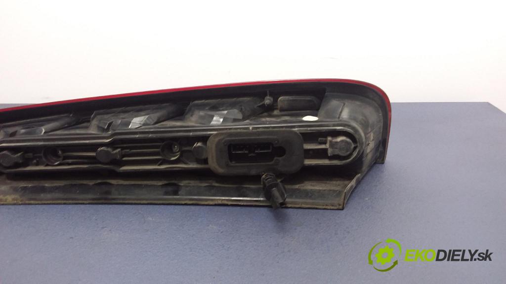 Ford C-max 2008 svetlo / reflektor zad ľavá Vonkajsia: 2SK009504