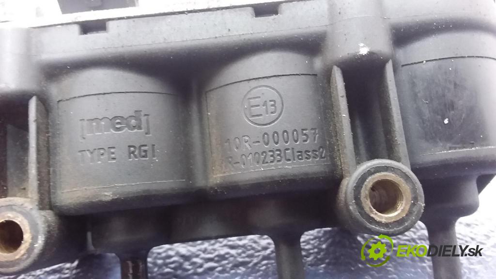 Opel Meriva 2004 lišta Dodávka: 10R-000057