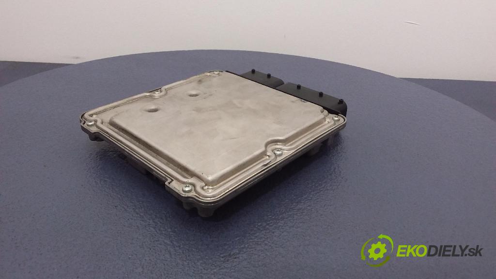 Audi A4 2006 riadiaca jednotka Motor: 03G906016KP