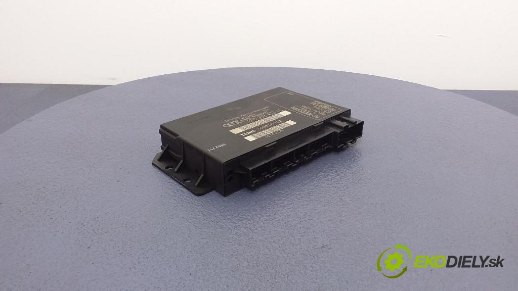 Audi A4 2006 riadiaca jednotka Komfortu 8E0959433CC