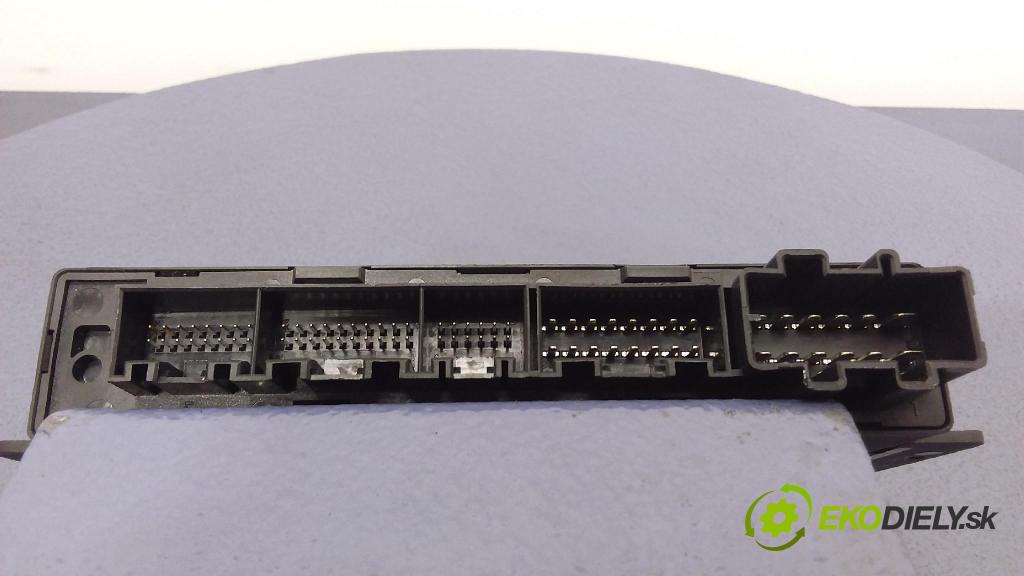 Audi A4 2006 riadiaca jednotka Komfortu 8E0959433CC