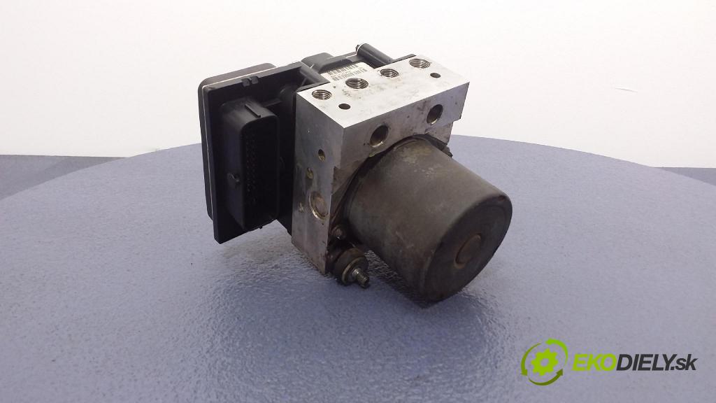 Audi A4 2006 čerpadlo ABS x 8E0910517H