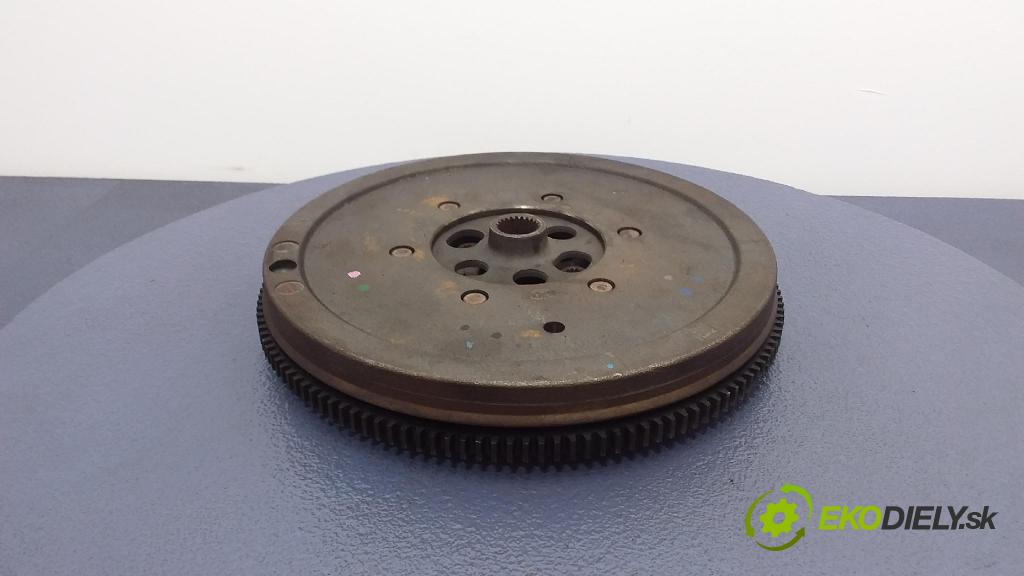 Audi A4 2006 Spojka: / koleso 415062308