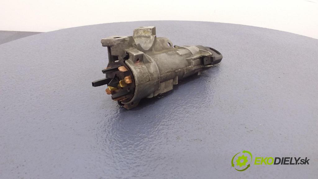 Seat Leon 2001 Spínač zapaľovania: 4B0905851C