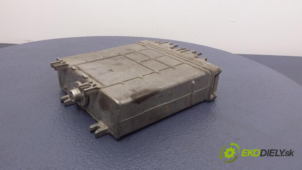 Audi A4 1996 riadiaca jednotka Motor: 028906021CE