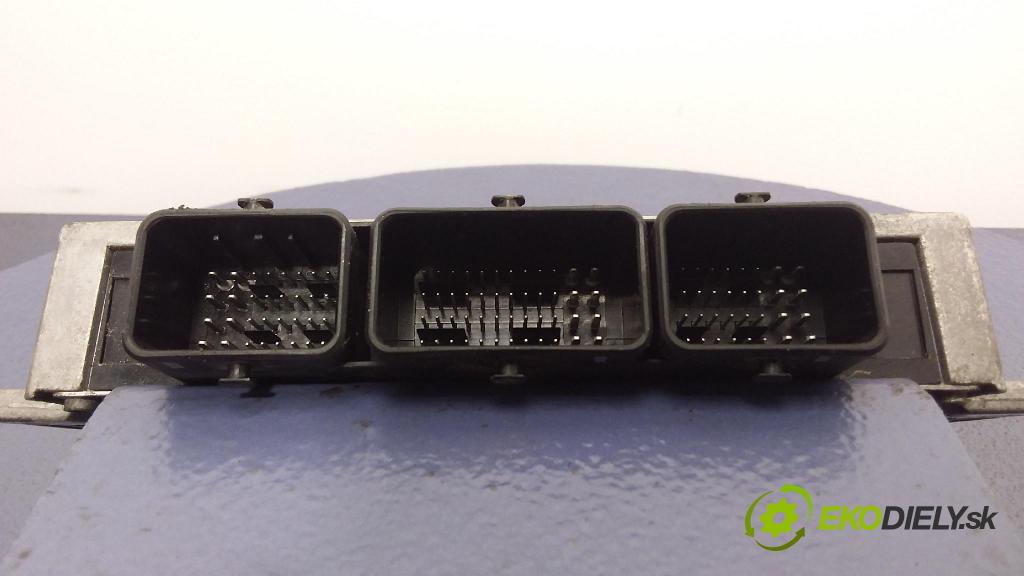 Citroen C5 2003 riadiaca jednotka Motor: 9644674580