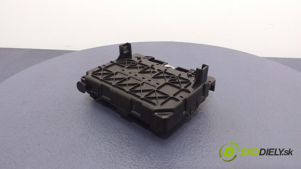 Citroen C5 2003 skrinka Poistky: 9643498780