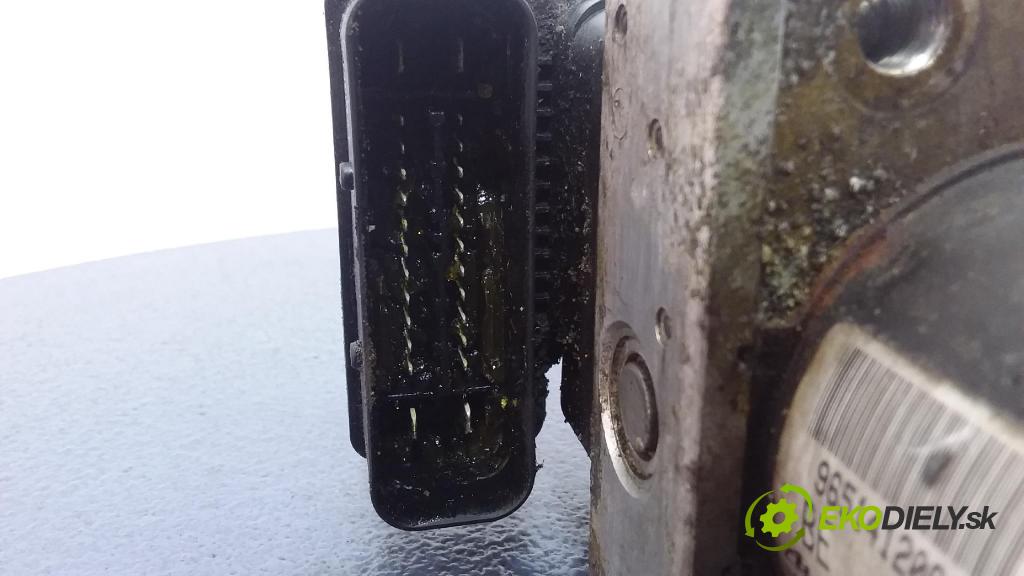 Citroen C3 2005 čerpadlo ABS x 9651412080