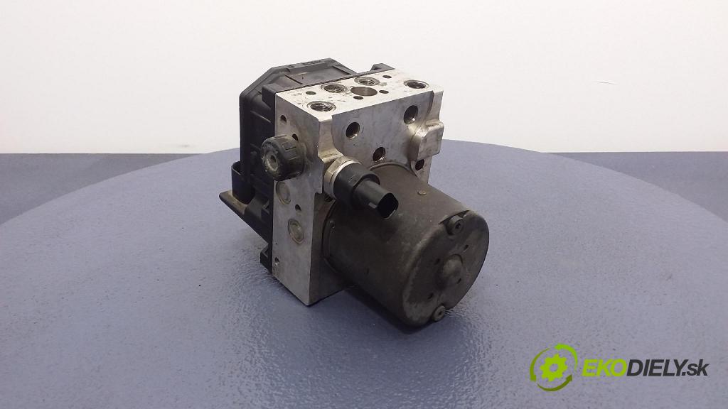 Audi A4 2003 čerpadlo ABS x 8E0614517A