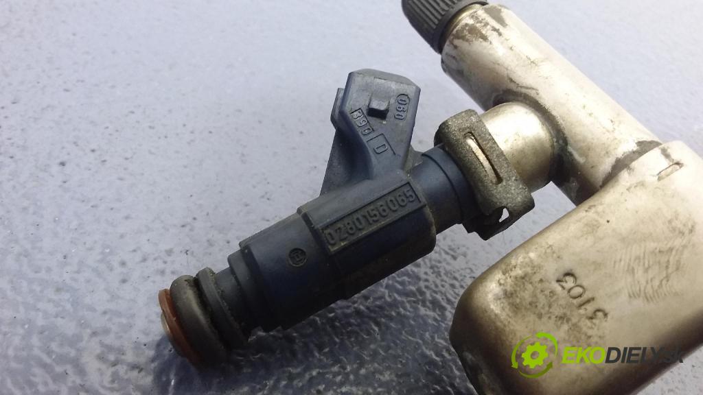 Audi A4 2003 lišta Dodávka: 0280156065