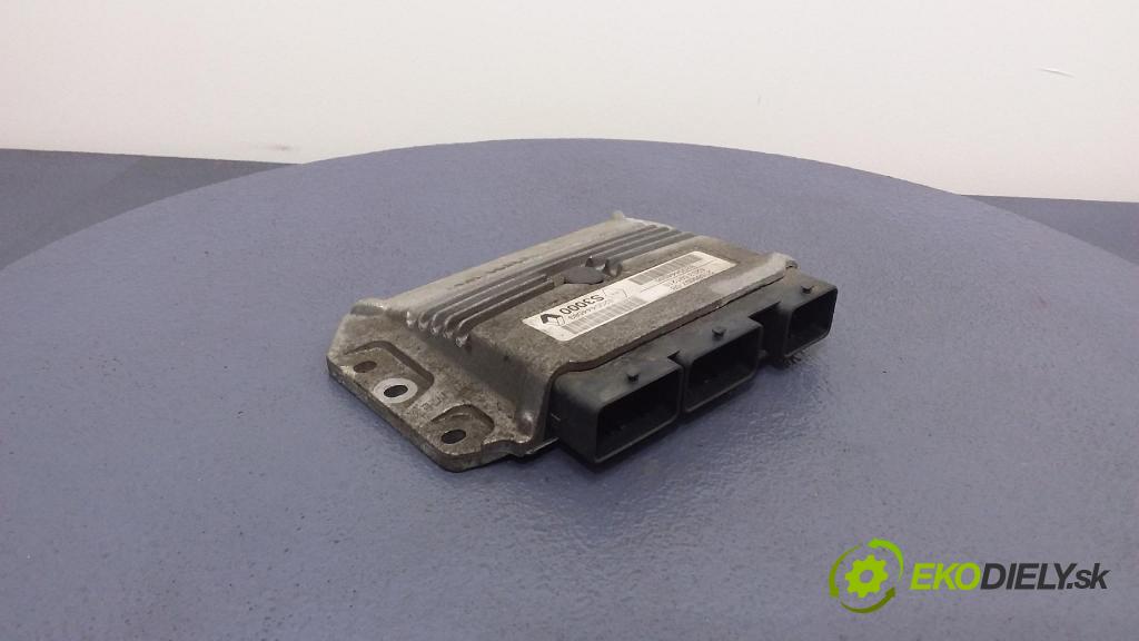 Renault Laguna 2006 riadiaca jednotka Motor: 8200444586
