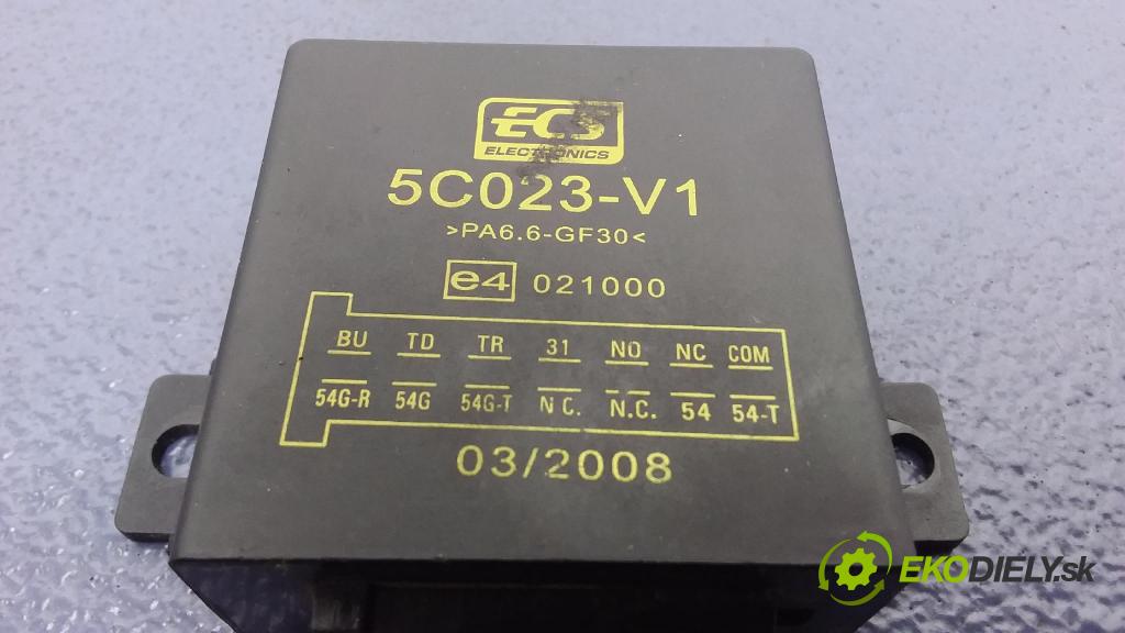 Ford Focus 2002 riadiaca jednotka 5C023-V1