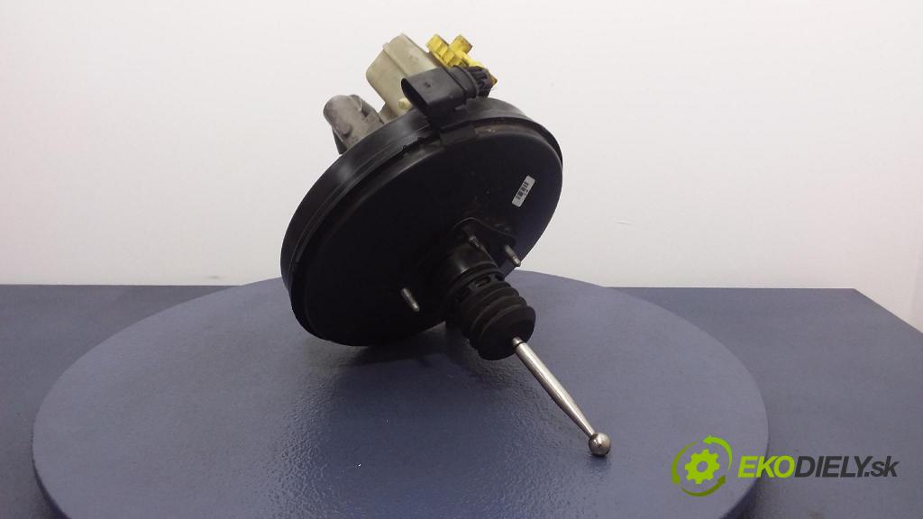 Vw New beetle 1999 servo Brzdy: 1J1614205