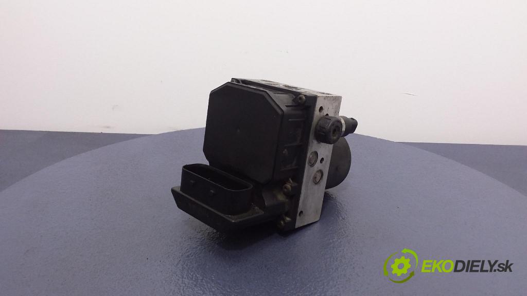 Audi A4 1.9 tdi 2002 čerpadlo ABS x 8E0614517