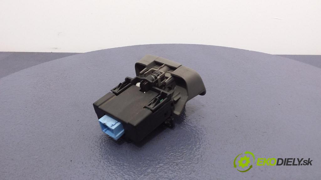 Renault Megane scenic 2004 prepínač Brzda: Ručná: 8200270265A