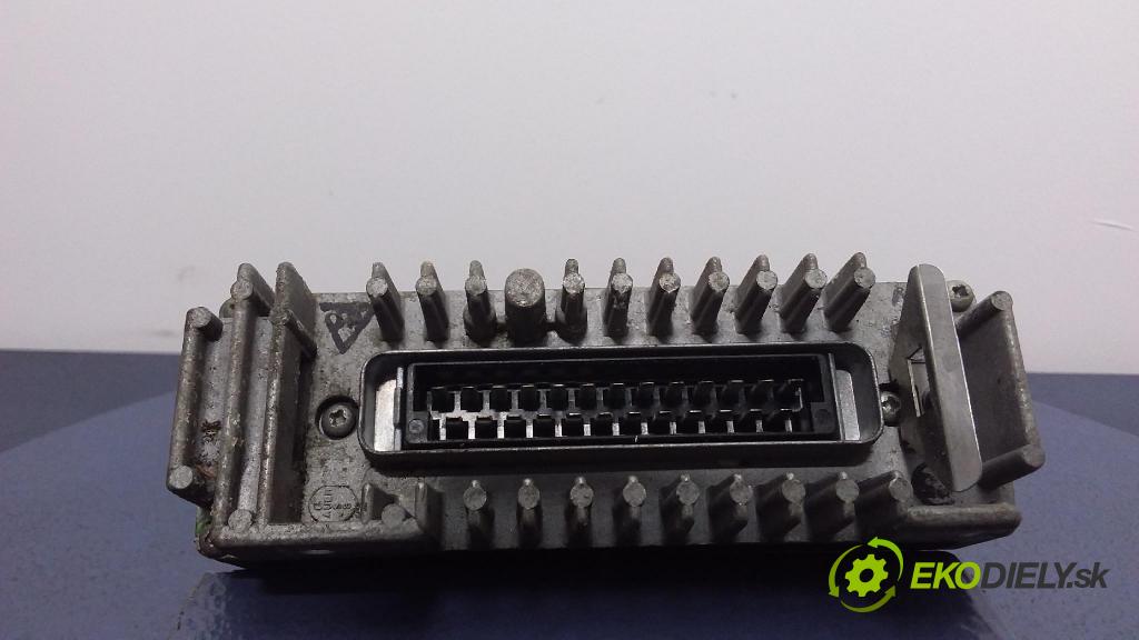 Vw Golf 1991 riadiaca jednotka Motor: 030906021J