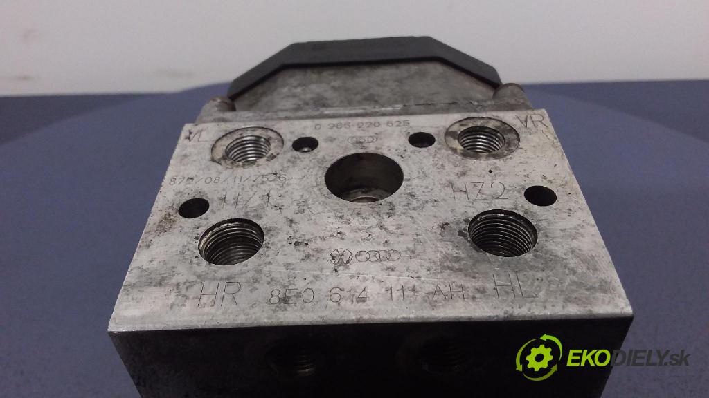 Volkswagen Passat 1999 čerpadlo ABS x 8E0614111AH