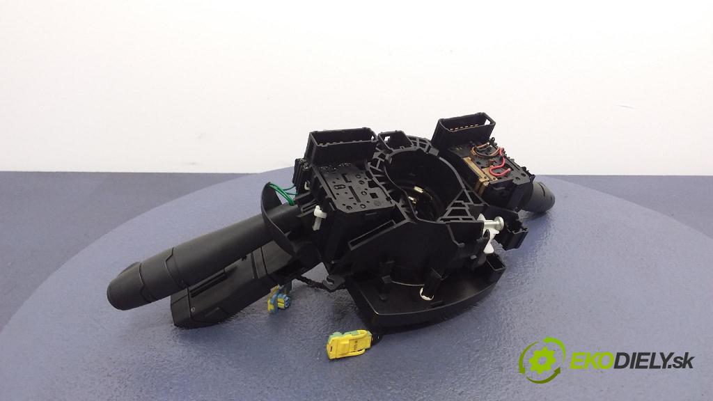 Renault Laguna 2005 prepínač Komplex: 8200420148