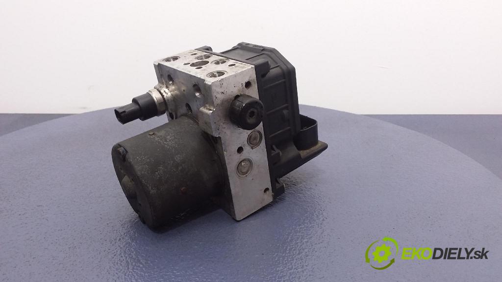 Skoda Superb 2004 čerpadlo ABS x 3U0614517D