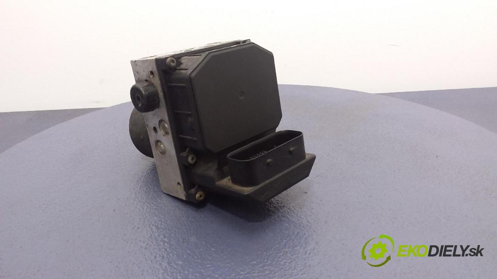 Skoda Superb 2004 čerpadlo ABS x 3U0614517D