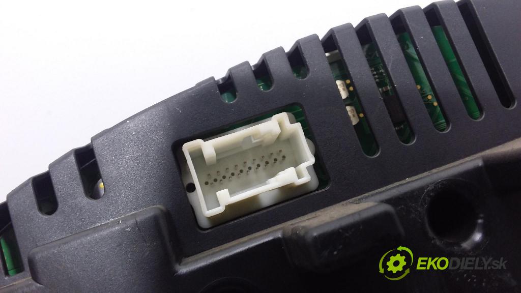 Mercedes-benz C 200 cdi 2004 prístrojovka/ budíky A2035404947