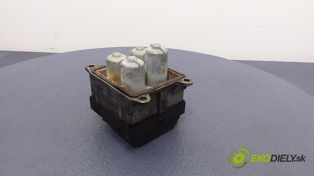 Mercedes-benz C 200 cdi 2004 radiator A0001591904