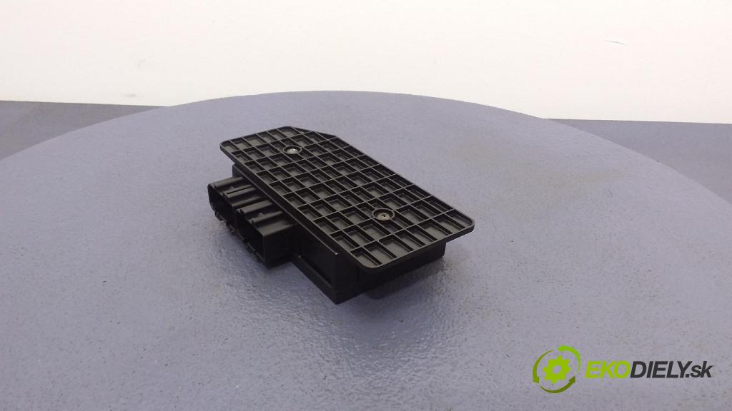 Vw Passat 1999 riadiaca jednotka Komfortu 1J0959799R