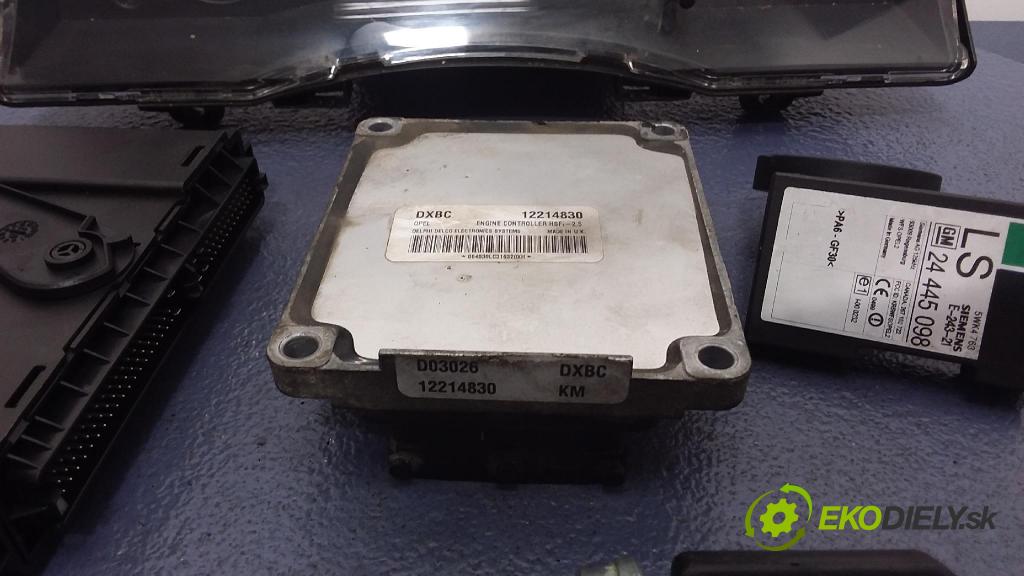 Opel Meriva-a 2005 riadiaca jednotka Motor: 12214830