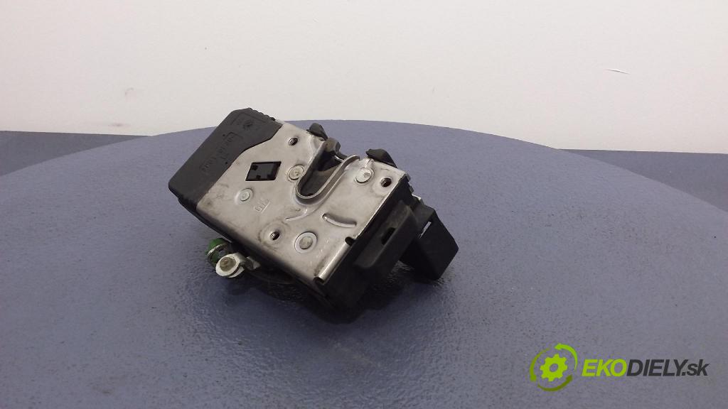 Opel Meriva-a 2005 zámok dvere Predné Vľavo: 13154791