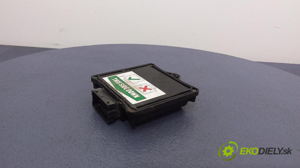 Opel Meriva-a 2005 riadiaca jednotka 110R-006045