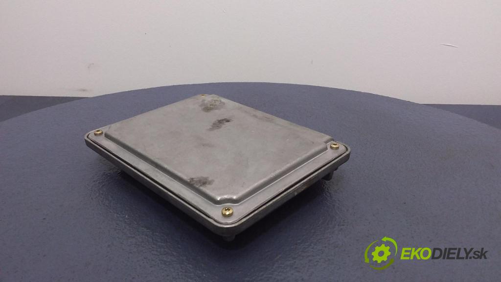 Vw Passat 1999 riadiaca jednotka Motor: 038906018FS