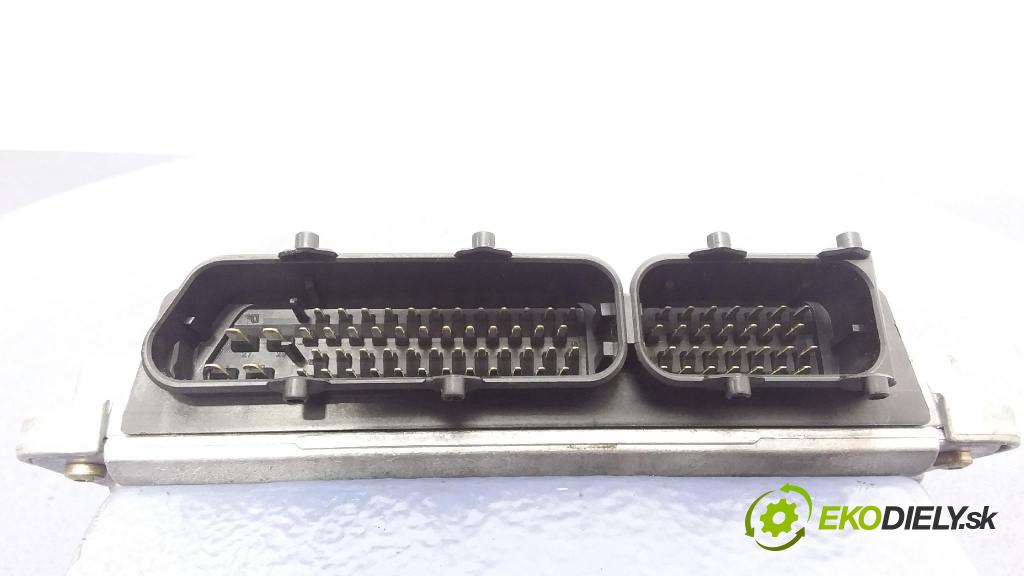 Vw Passat 1999 riadiaca jednotka Motor: 038906018FS