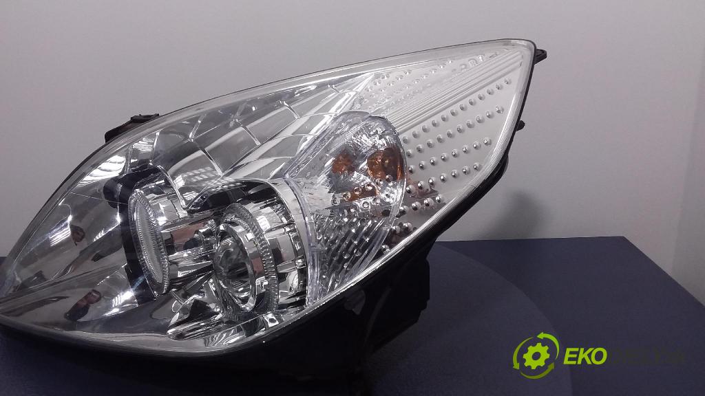 Opel Vectra 2005 Reflektor: Vľavo: 08-442-1148L