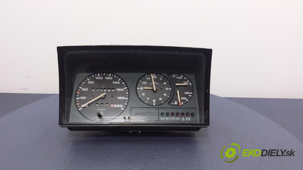 Volkswagen Polo 1993 prístrojovka/ budíky 867919033BL